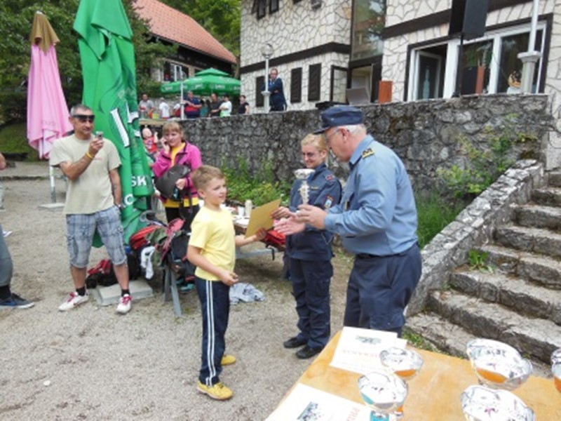 Srečanje mladine na Lisci 2014 057.JPG